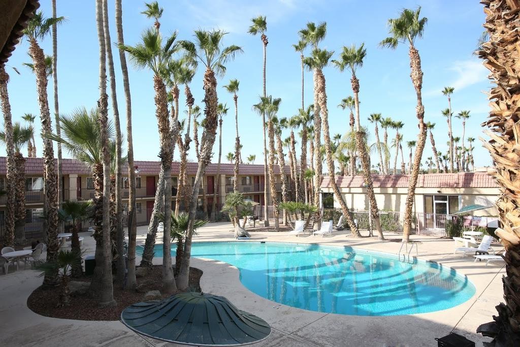 Ramada By Wyndham Yuma Exterior foto