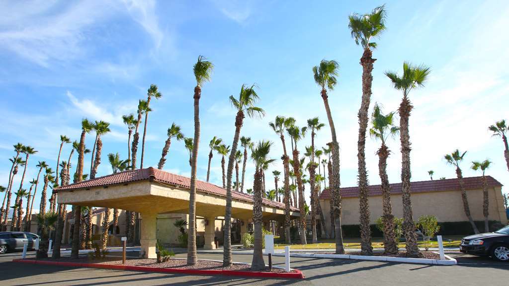 Ramada By Wyndham Yuma Exterior foto